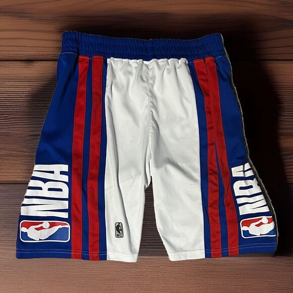 NBA  Red White & Blue Men’s Logo Shorts Medium EUC-NMint ($15 pu price) - Picture 1 of 5